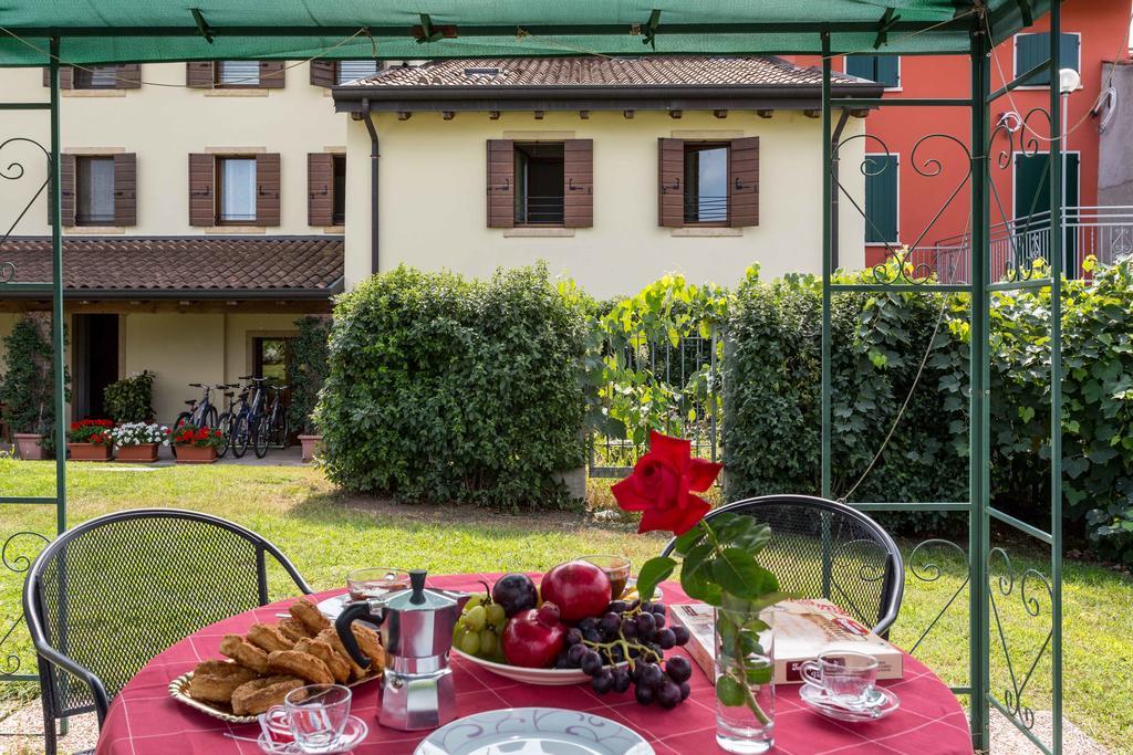 Agriturismo Al Tralcio Valeggio sul Mincio Exterior foto